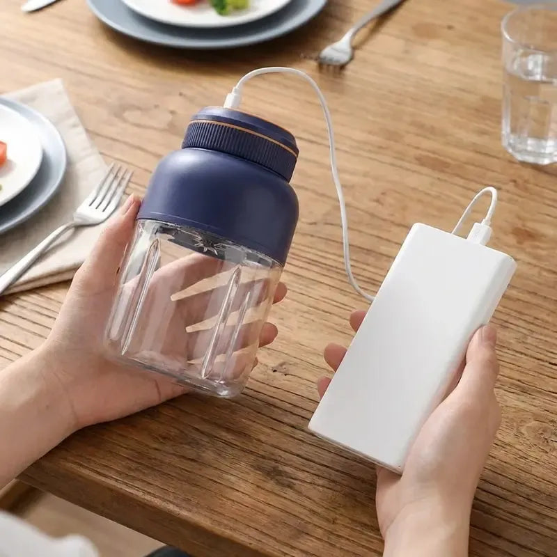 JuiceGo™ – Prenosni Blender